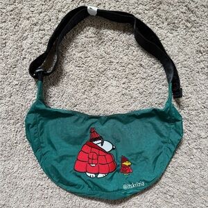 Snoopy x Baggu Medium Nylon Crescent Bag